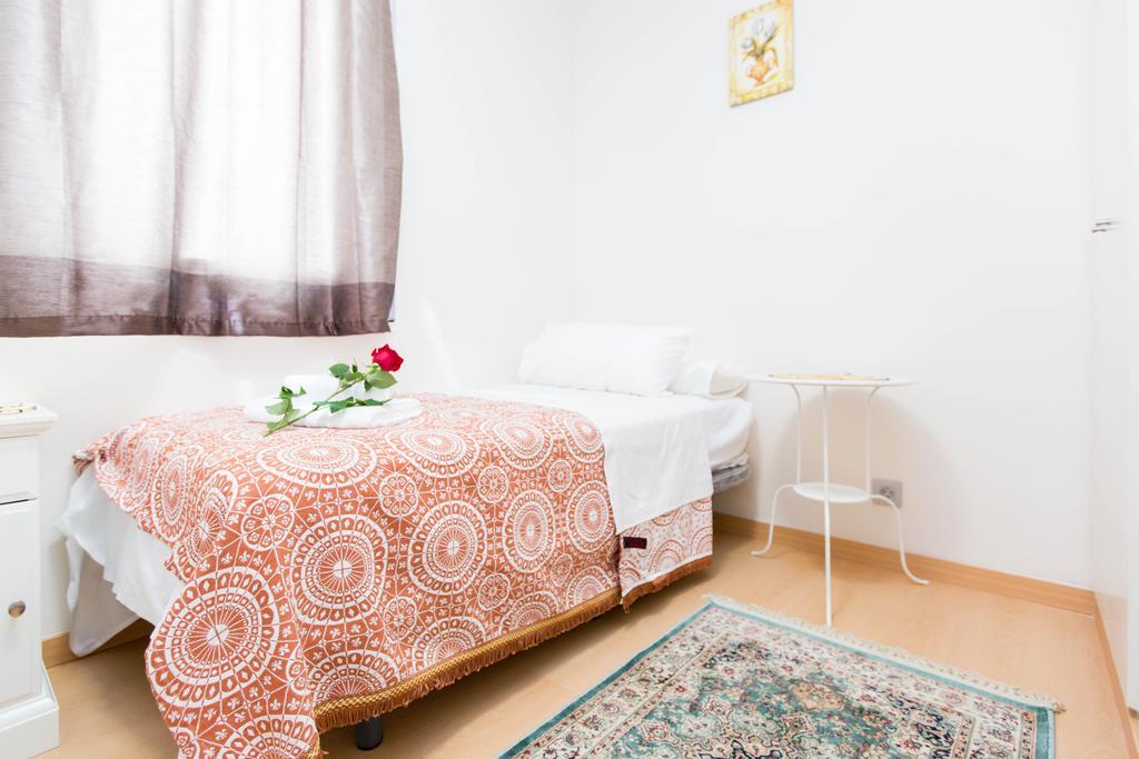 Stay Barcelona Central Apartments Esterno foto