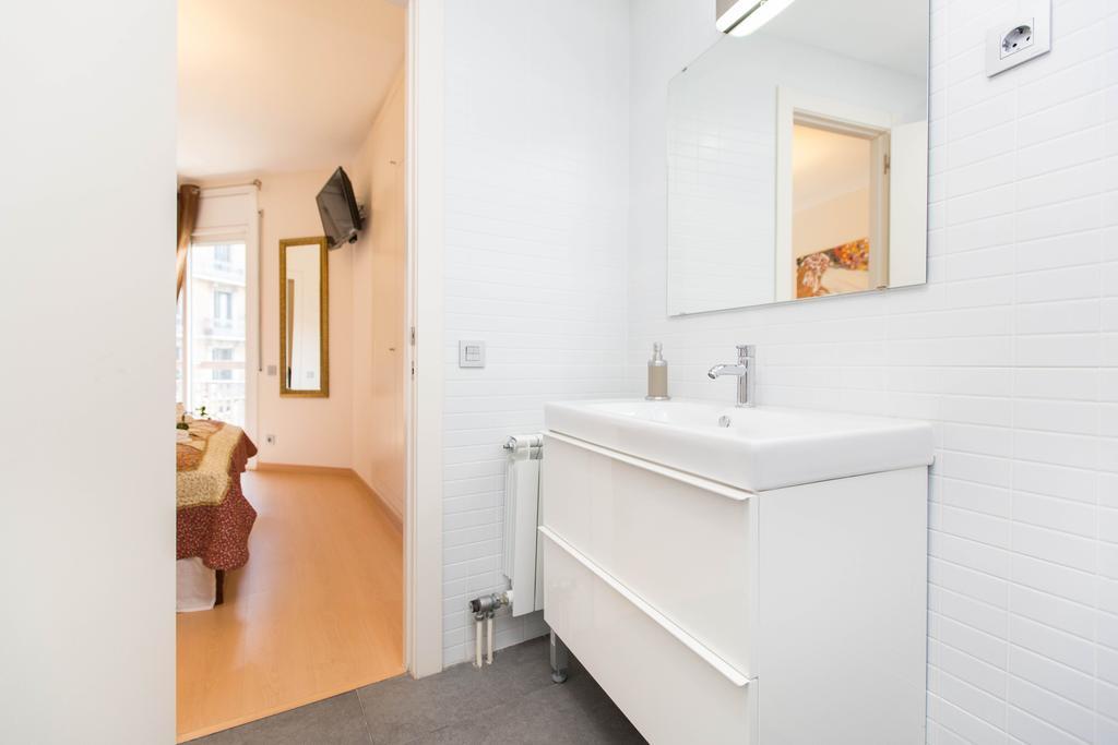 Stay Barcelona Central Apartments Esterno foto