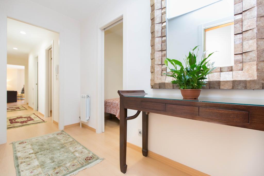 Stay Barcelona Central Apartments Esterno foto