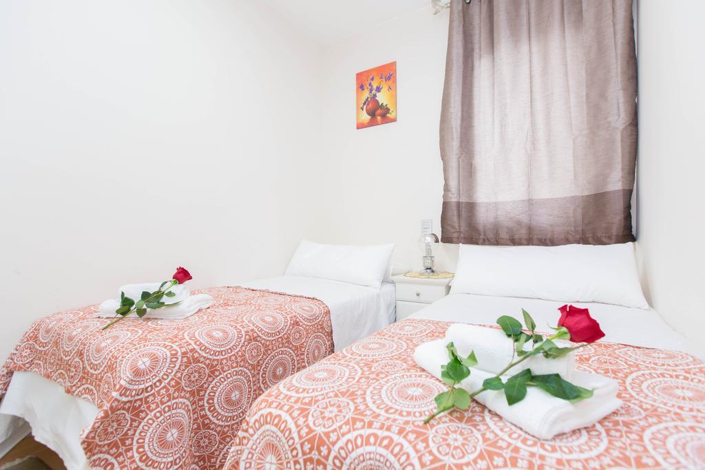 Stay Barcelona Central Apartments Esterno foto