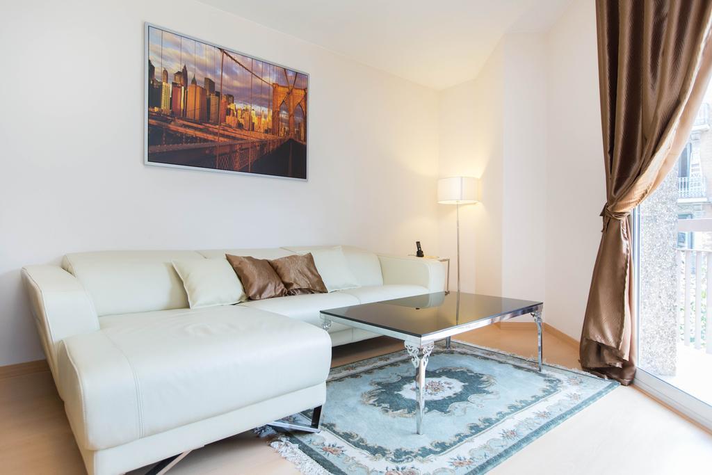 Stay Barcelona Central Apartments Esterno foto